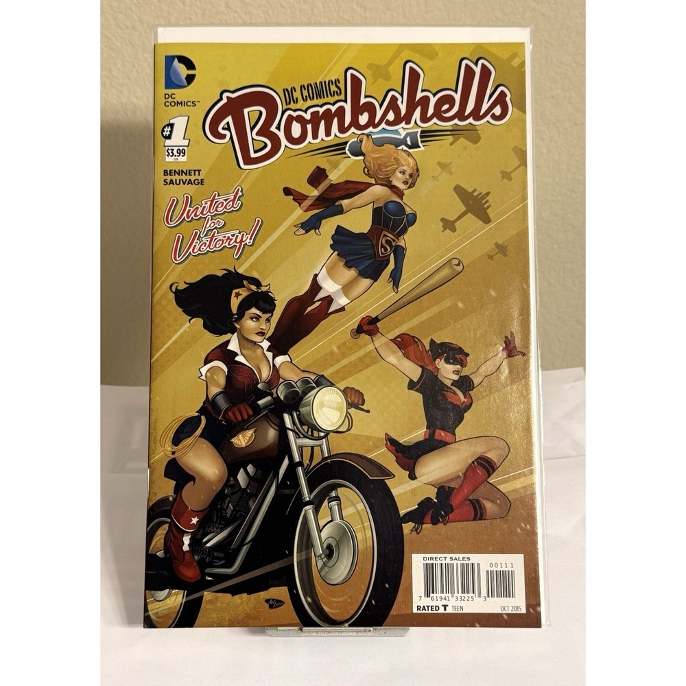 DC Comics Bombshells 1 2015 DC Comics Ant Lucia Cover NM Condition